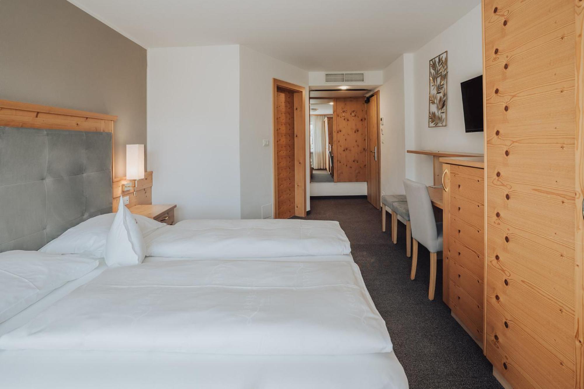 Hotel Lisetta 티롤로 외부 사진